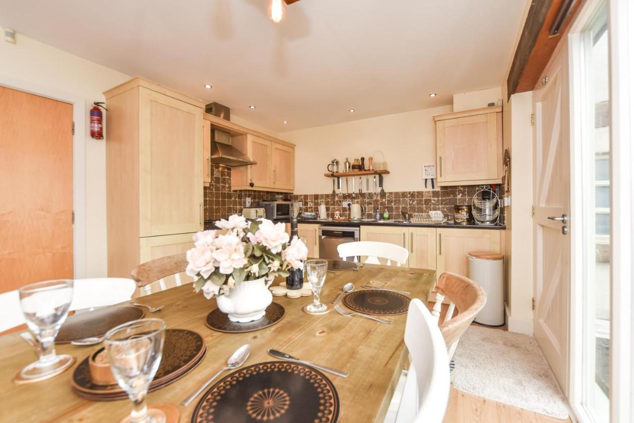 Coach House Mews Villa Matlock  Bagian luar foto